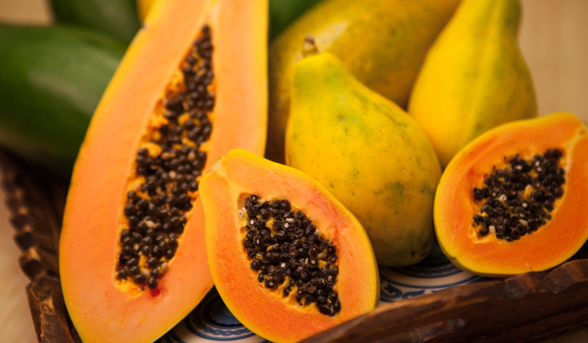Papaya is a superfruit — but these 5 groups should be cautious with it